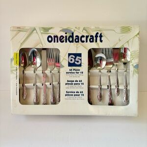 VTG Oneidacraft 65 Piece Stainless Flatware Venus Ornate Serves 12 NEW NOS